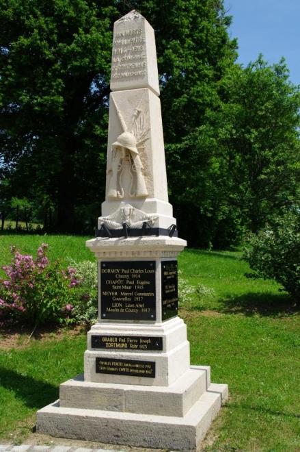 couthenans-monument-11.jpg